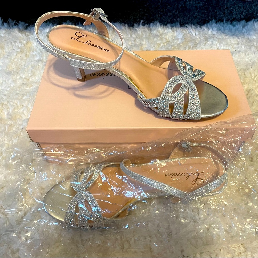 Sparkly 1 1/2 inch Heals